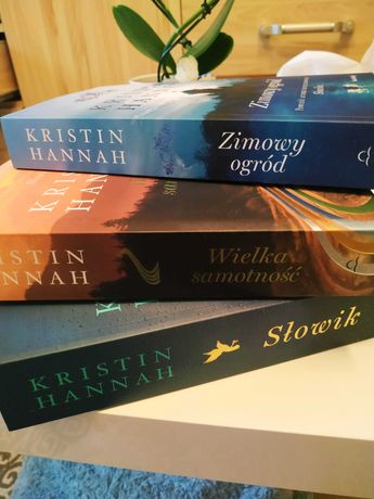 Trzy książki Kristen Hannah,nowe