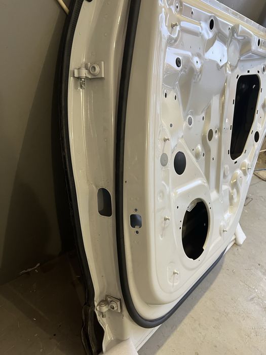 Дверька задня права Audi q7 4m 2023