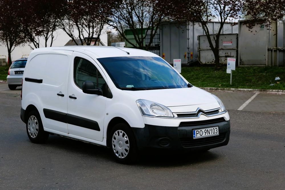 Citroën BERLINGO  Citroën Berlingo 1.6 HDi • Auto firmowe od nowości • VAT 23% • Gotowy
