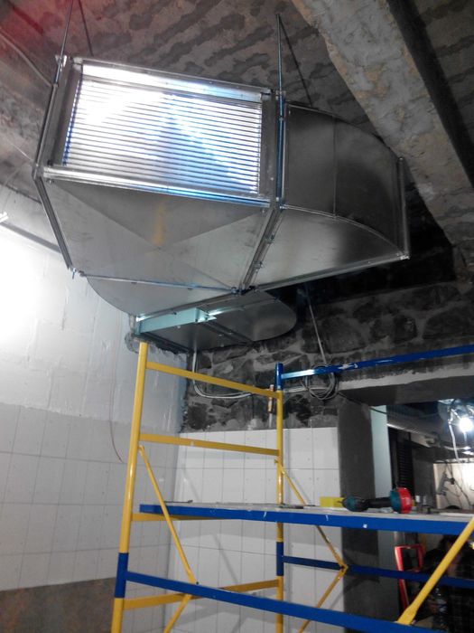 Жестяные изделия, воздуховоды, вентиляция, вытяжки, зонты, окожушка