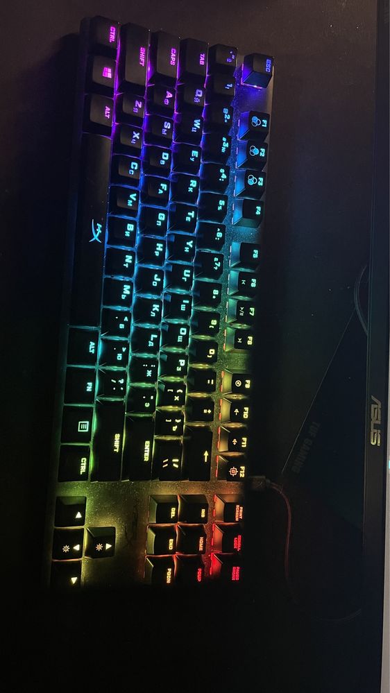 Клавиатура HyperX Alloy origins core RGB red switch СРОЧНО!