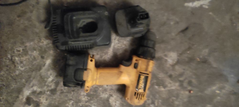 Wiertarka DeWalt 12 v