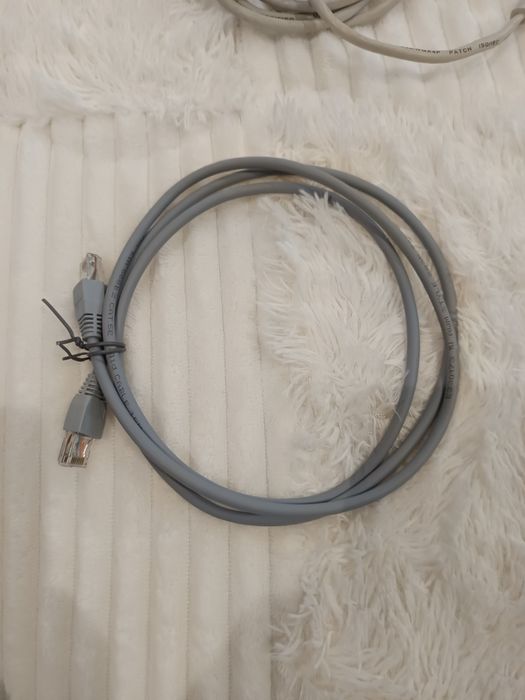 Conjunto de 2 cabos para computador