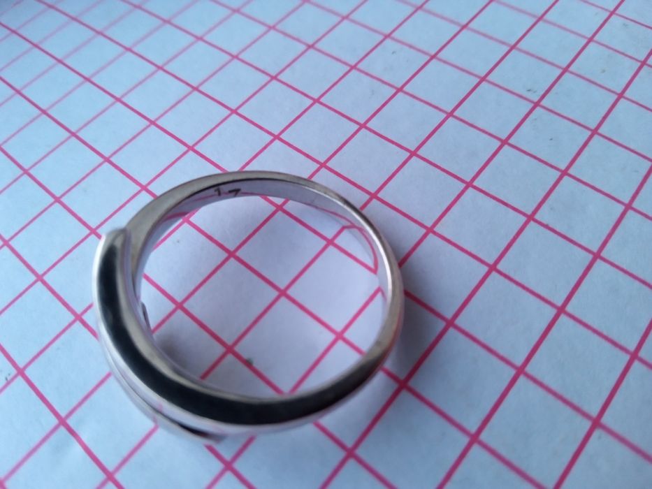 Stary pierścionek srebrny