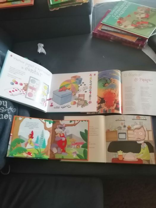 Quatro livros impecáveis