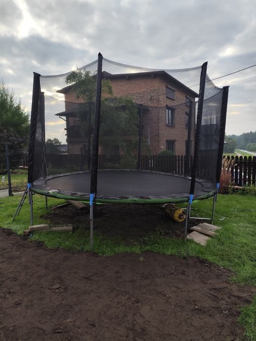 Trampolina  ogrodowa
