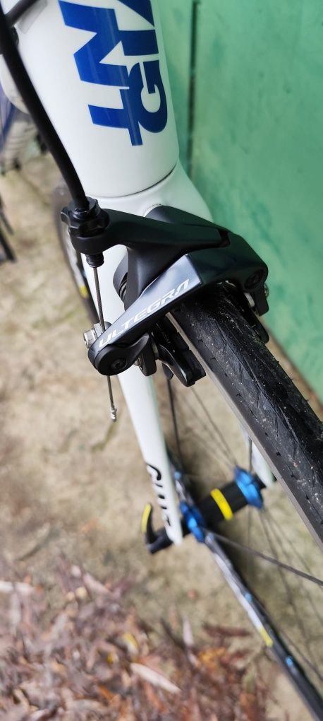 Rower szosowy Giant Defy Advanced 2x11 rM