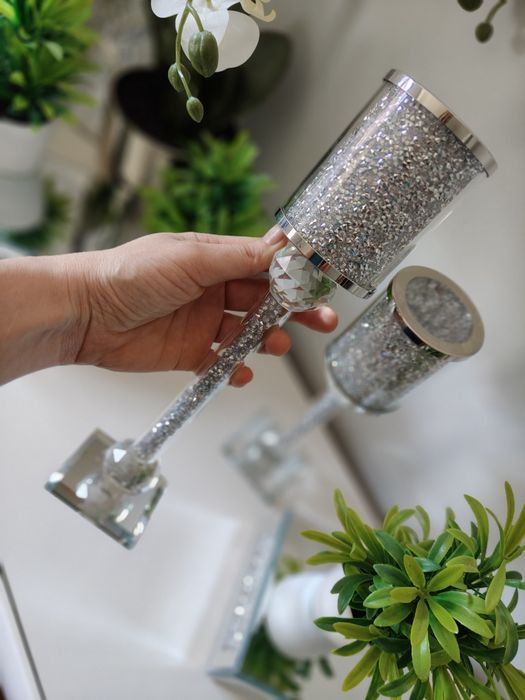 Wysoki świecznik na nóżce z kryształkami Glamour wys. 30cm