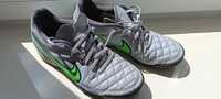 Nike Tiempo 42.5