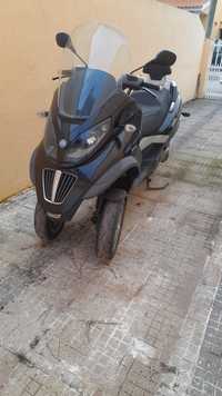 Piaggio mp3 250cc