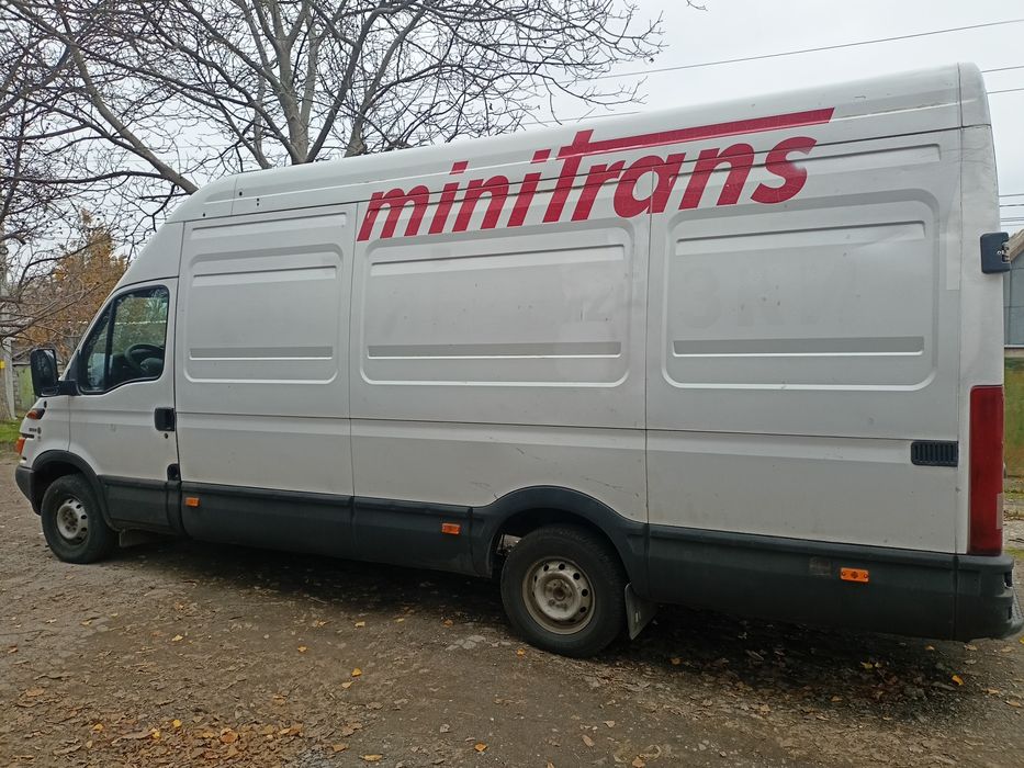 Грузоперевозки до 3 тонн, переезды, доставка товаров и т.д.