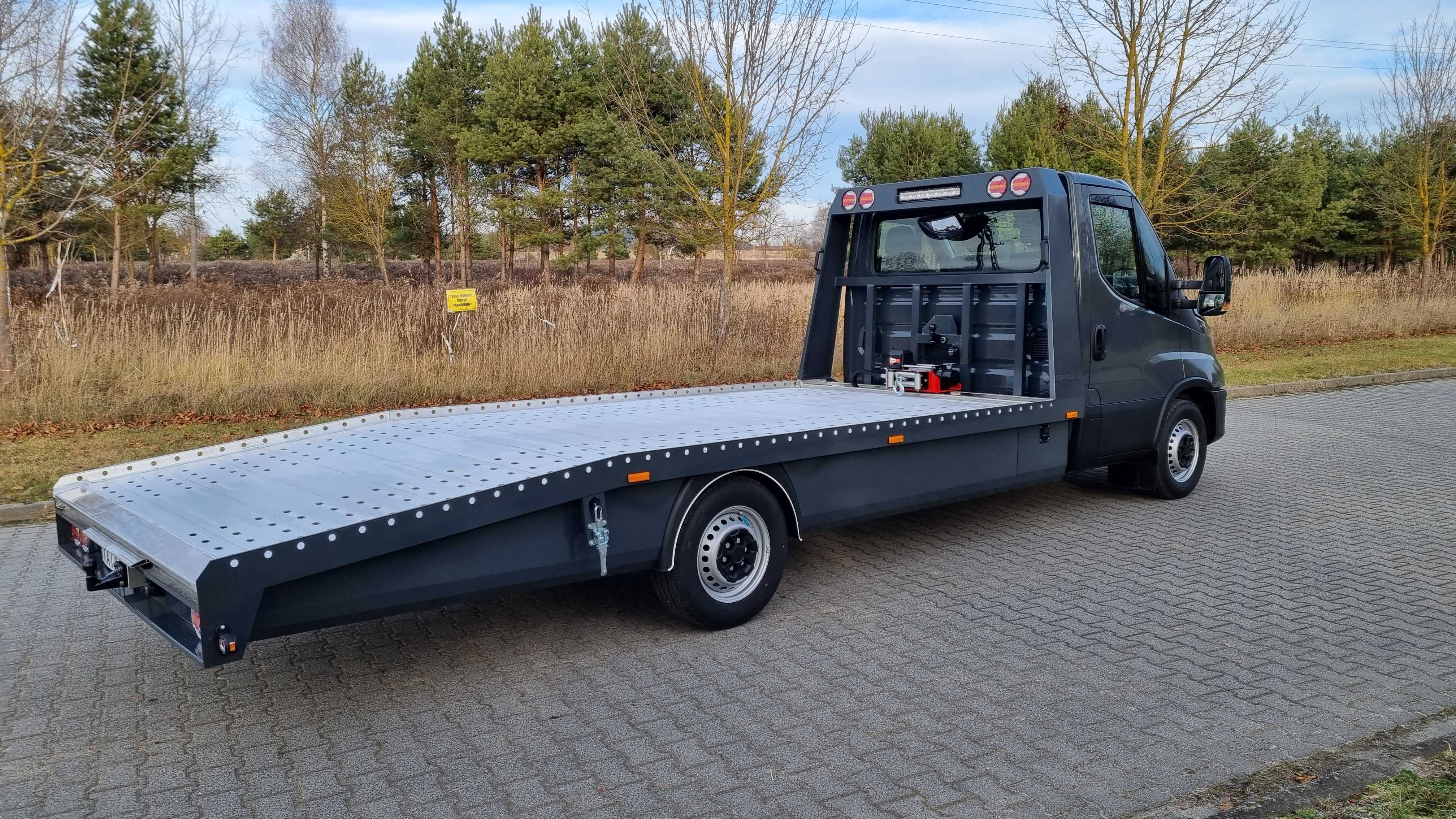 Iveco Daily Autolaweta Laweta Najazd Pomoc Drogowa Alu Panelowa