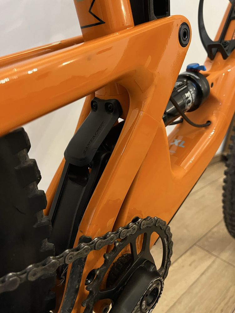 Santa Cruz Hightower XL niewiele używany