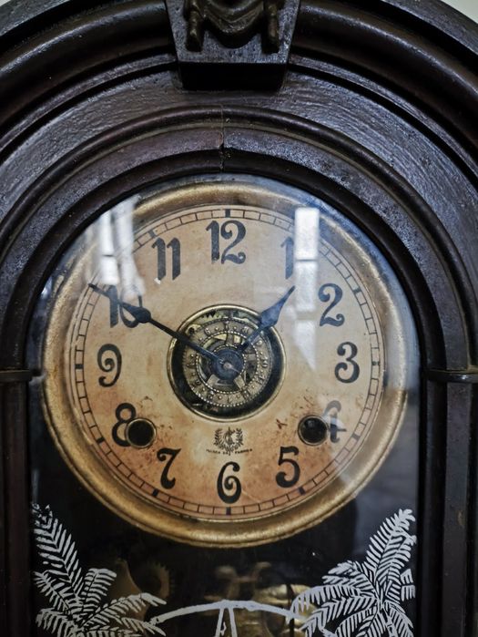 Relógio de sala antigo