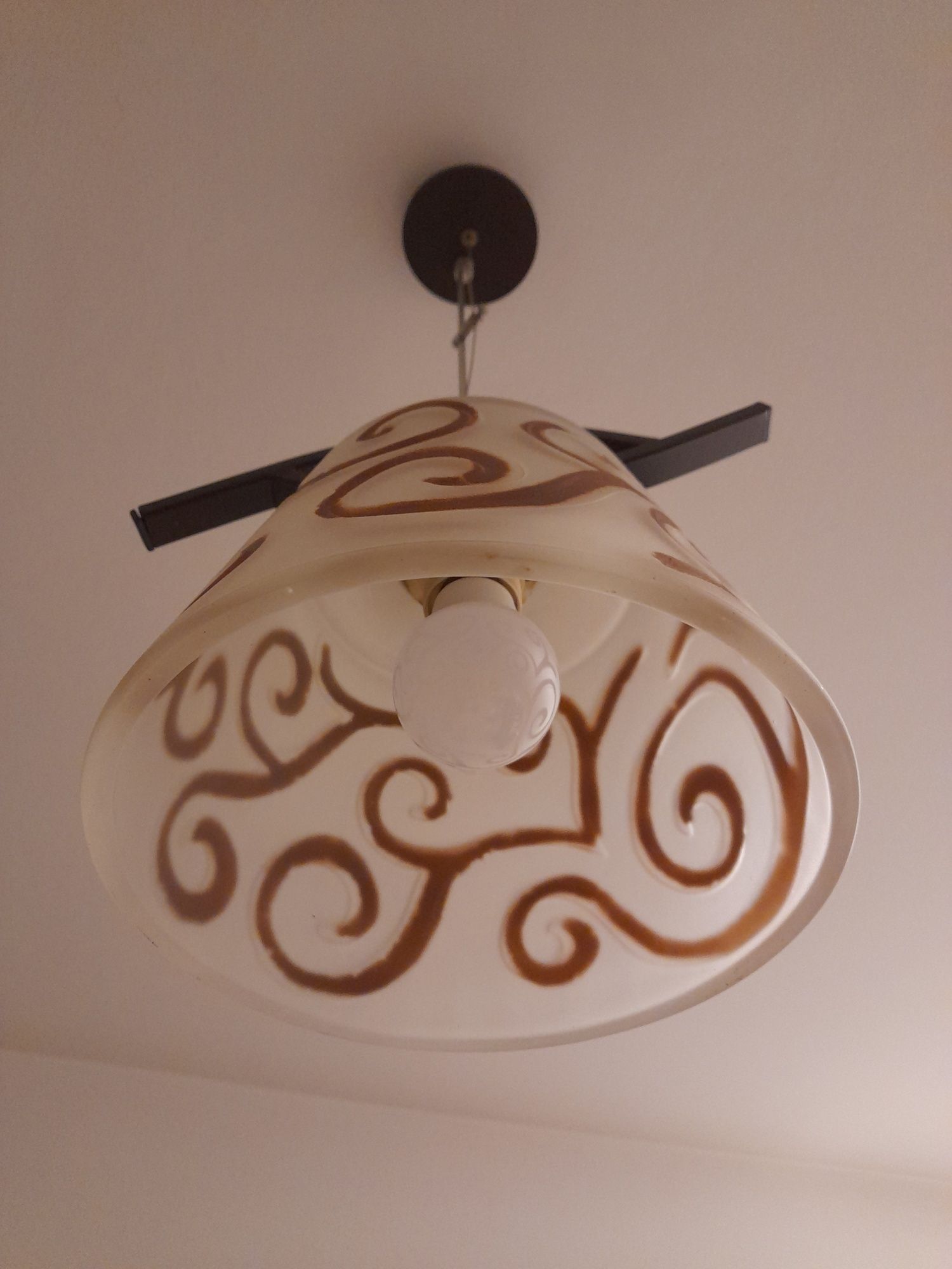 Lampa wisząca do kuchni