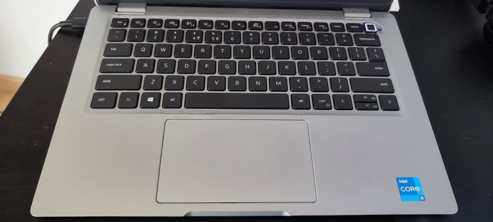 Portátil Dell Latitude 5320