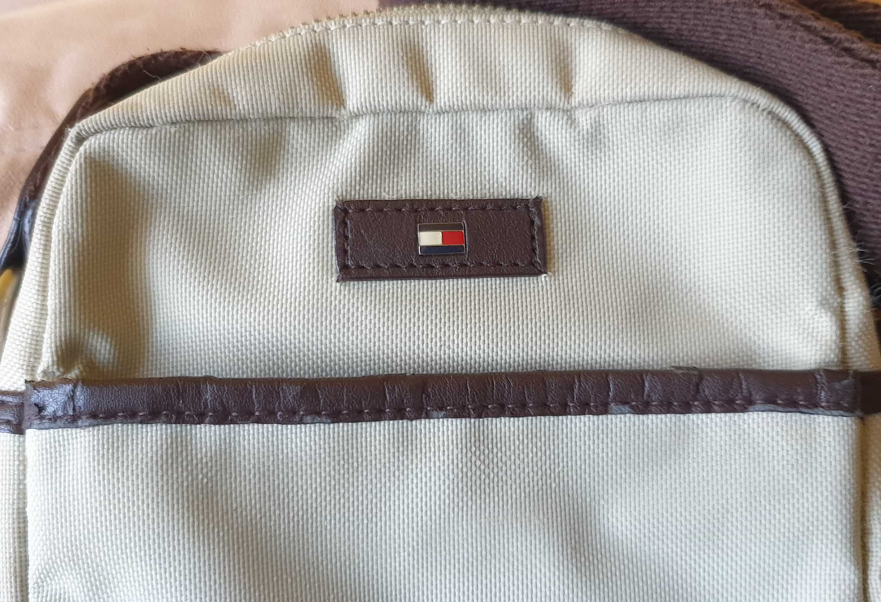 Oryginalna nerka saszetka Tommy Hilfiger