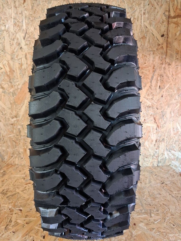 Opony terenowe 235 75 R15 Dakar