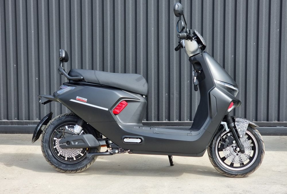 Новинка Елктроскутера SokMoto  E9 GT 29999W  72V28A Доставка безкоштов