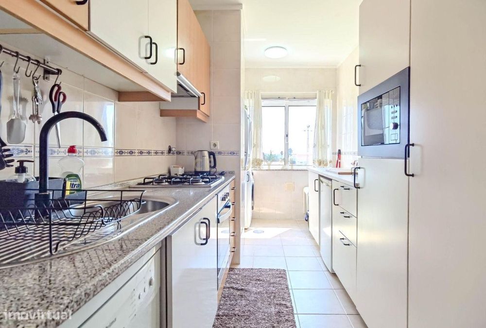 Apartamento T2 com Closet e Garagem, Canelas Vila Nova de Gaia