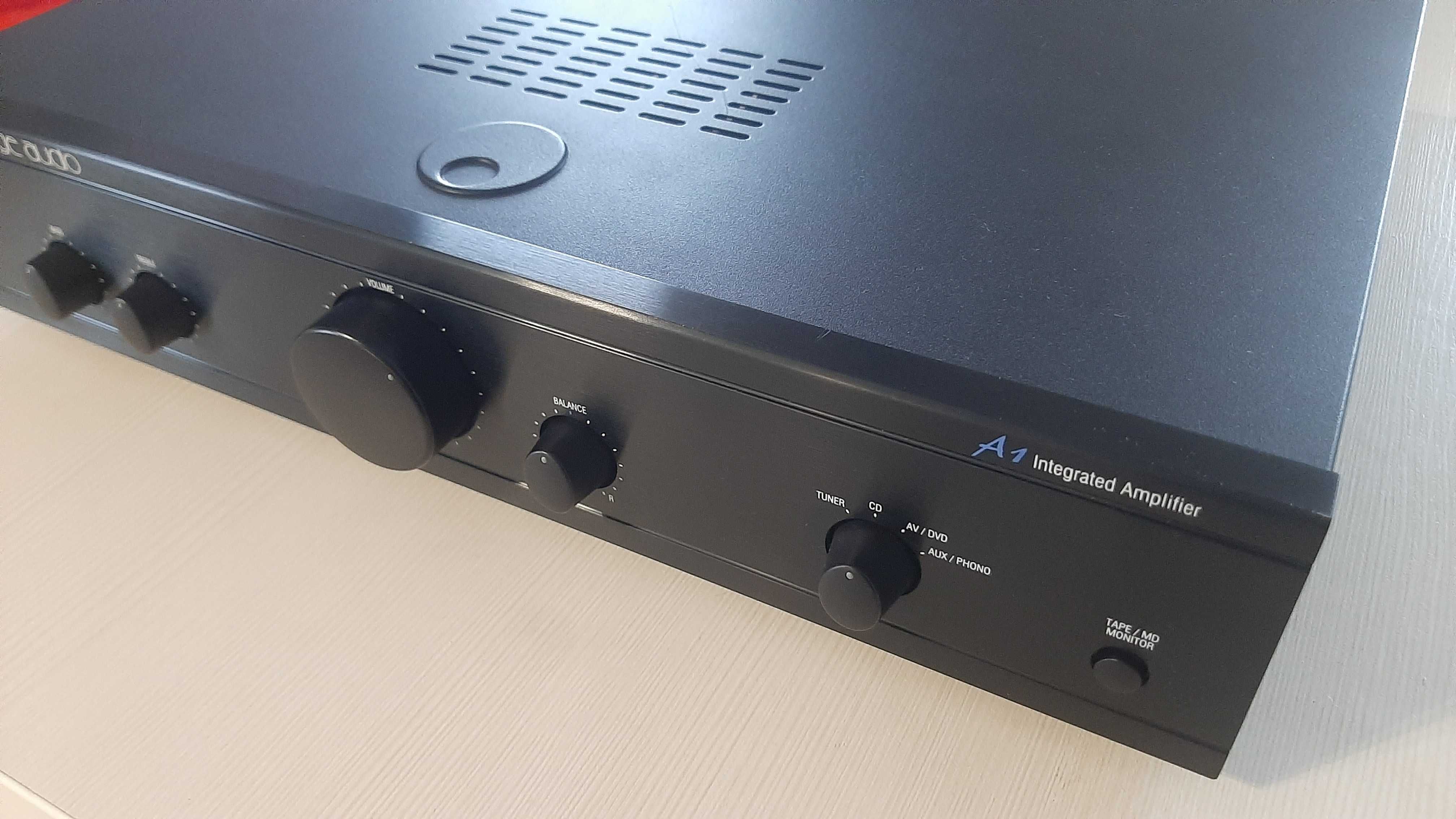 Wzmacniacz Stereo Cambridge Audio A1 V3.0 Stan BDB