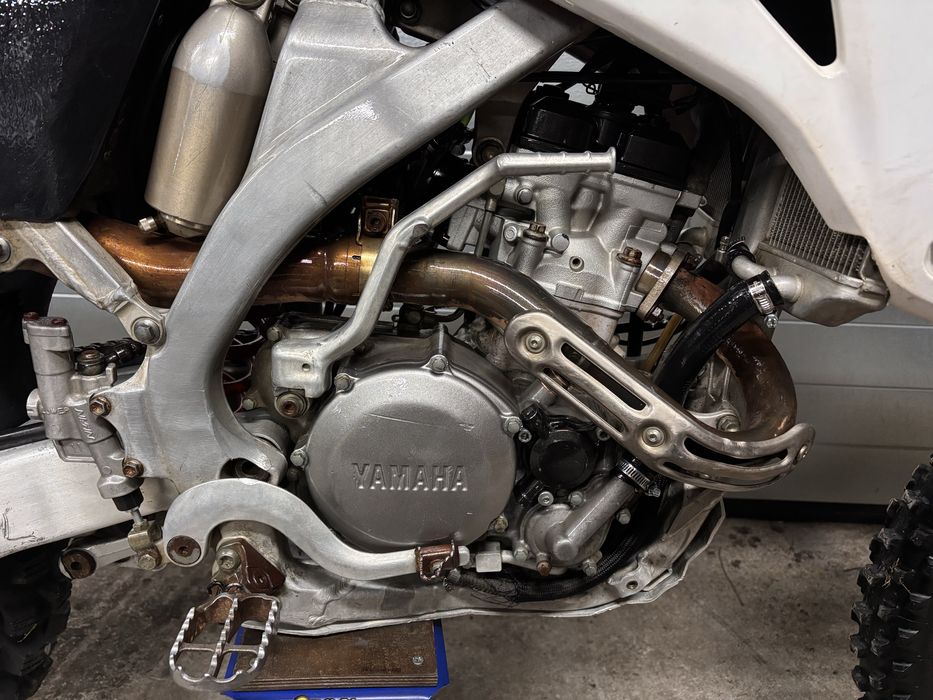 Yamaha yzf 250 igła