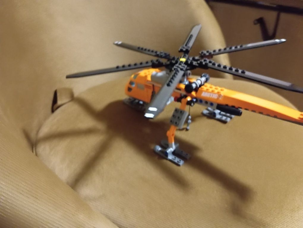 LEGO helikopter .