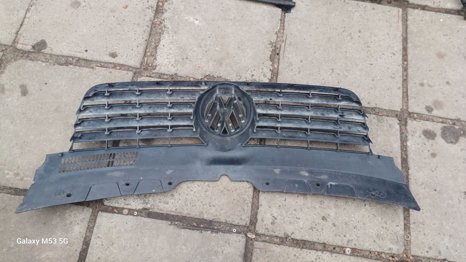Капот шумка петли фольксваген т5 VOLKSWAGEN T5