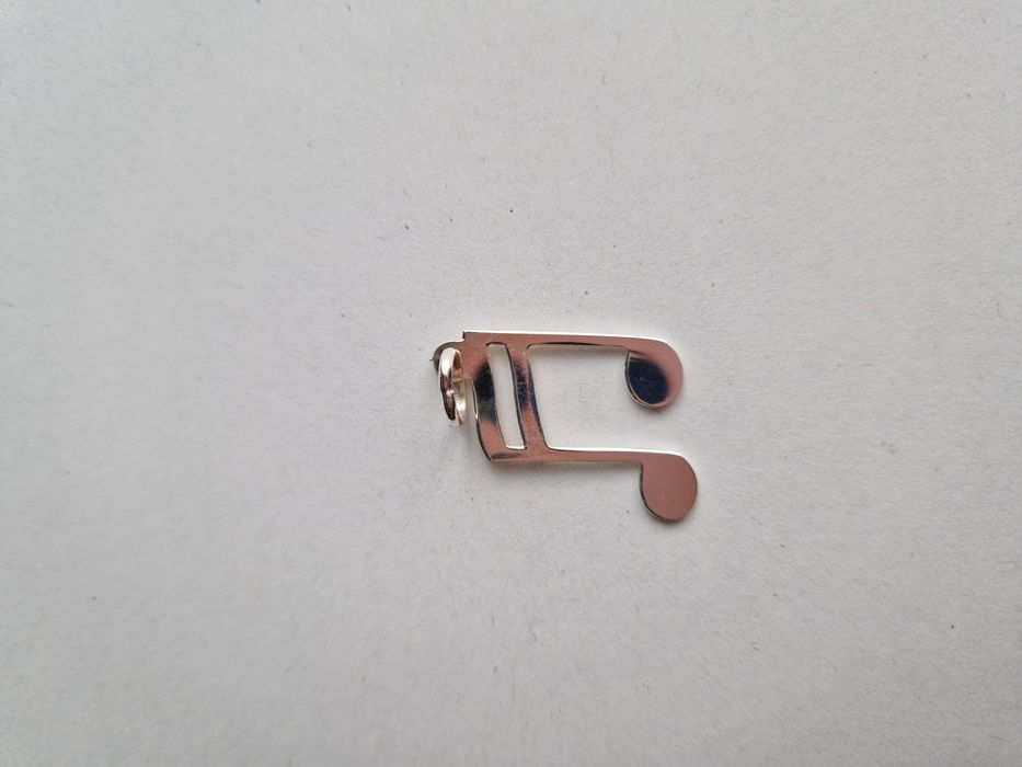 Srebrna zawieszka nutka