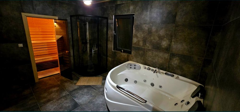 Domek GRZEŚ /Góry/Jacuzzi/Sauna/ 16osob