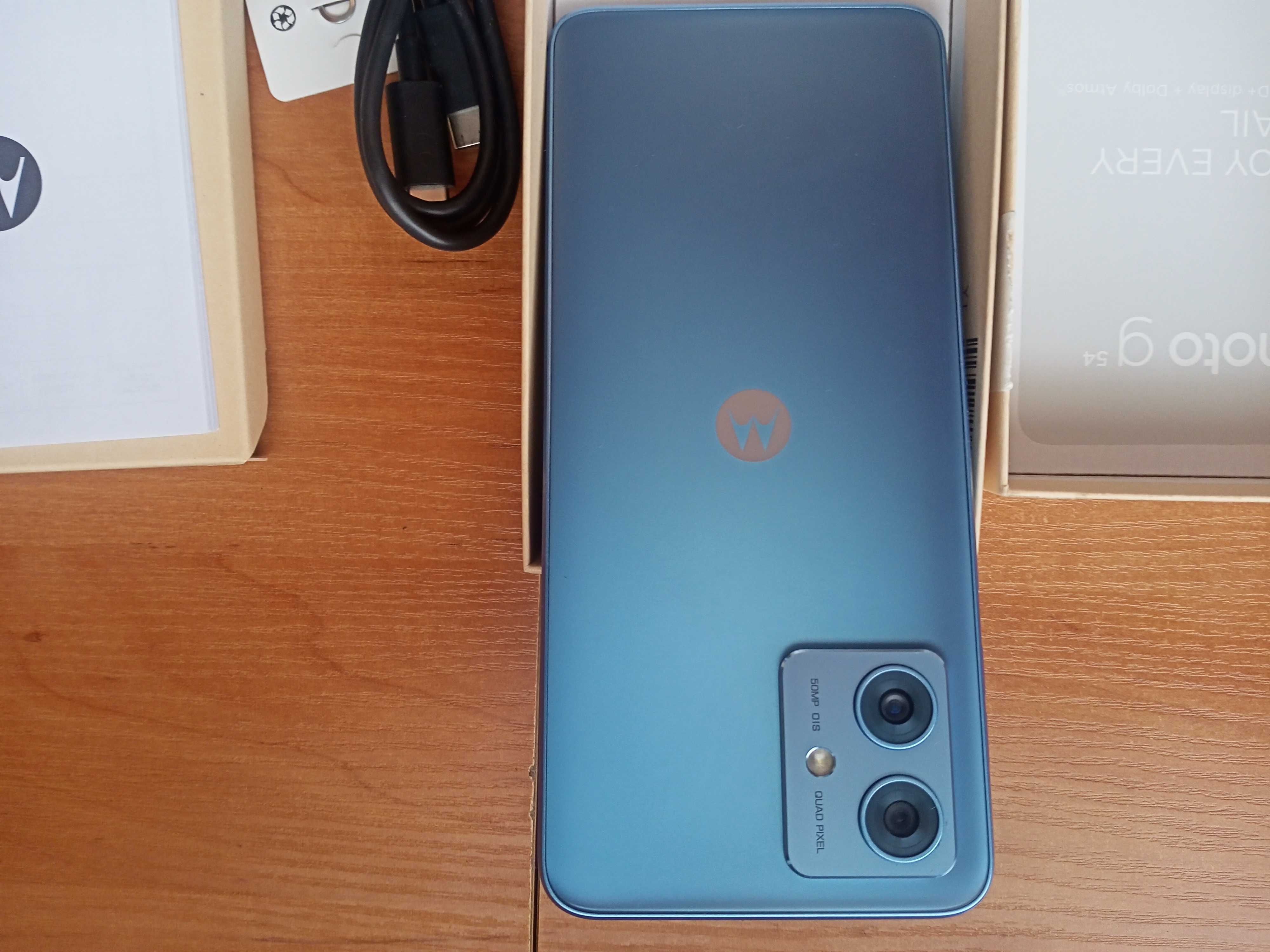Motorola g54 12/256GB rdzeni procesora  8 2,20GHz Dimensity 7020