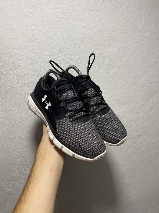 Оригінальні кросівки Under Armour