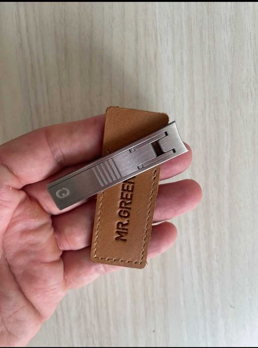 Ультратонкие кусачки для ногтей Mr.Green