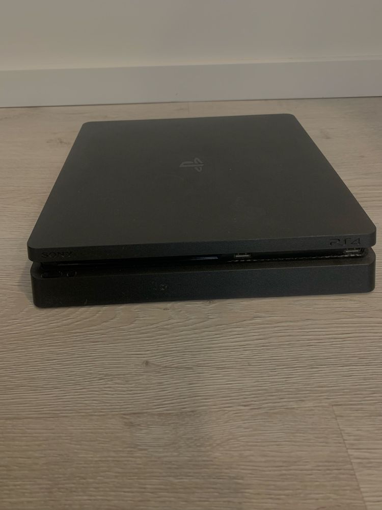 Ps4 esta como nova