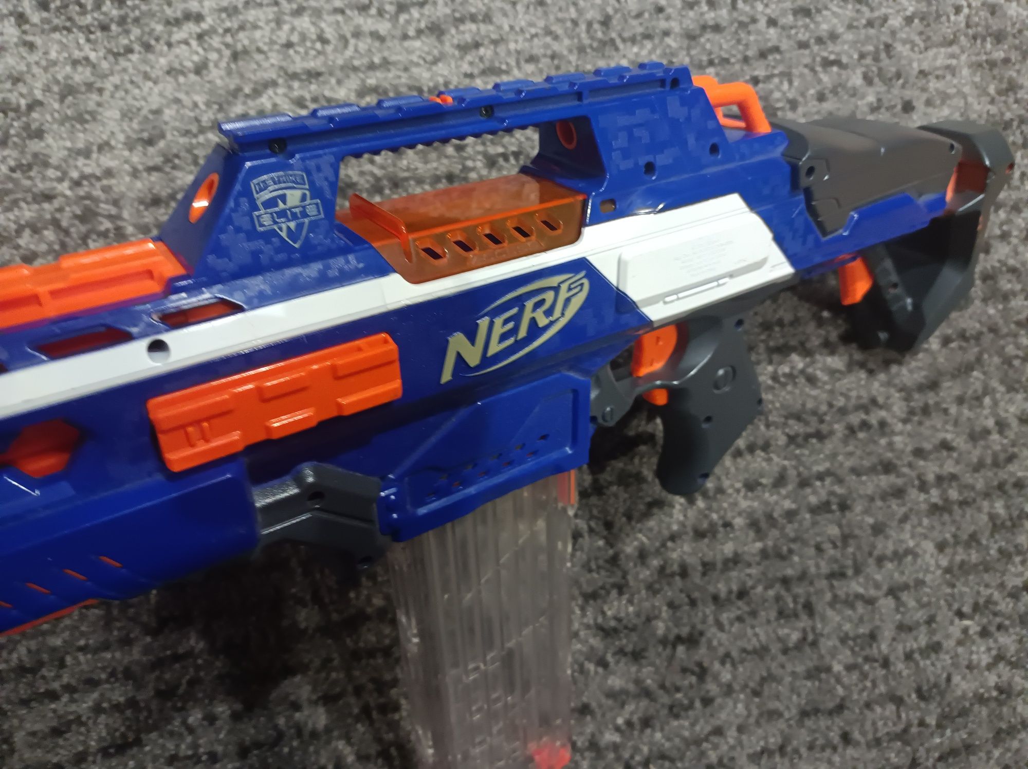 Sprzedam pistolet automatyczny nerf