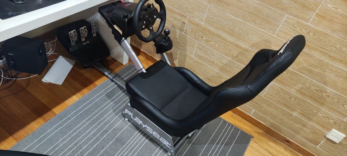 Playseat revolution