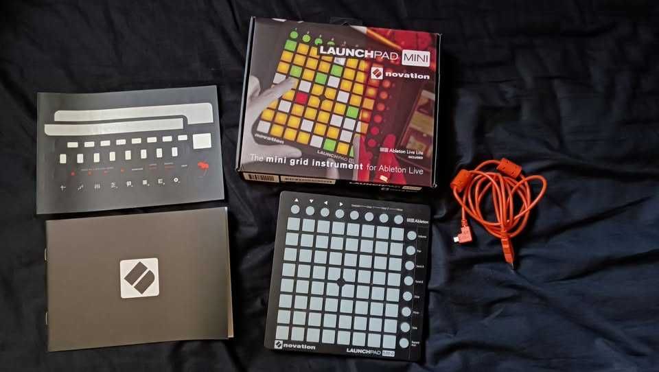 Novation Launchpad Mini MK2