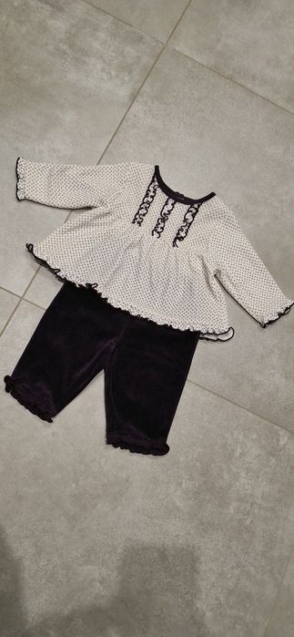 Komplet bluzeczki ze spodenkami