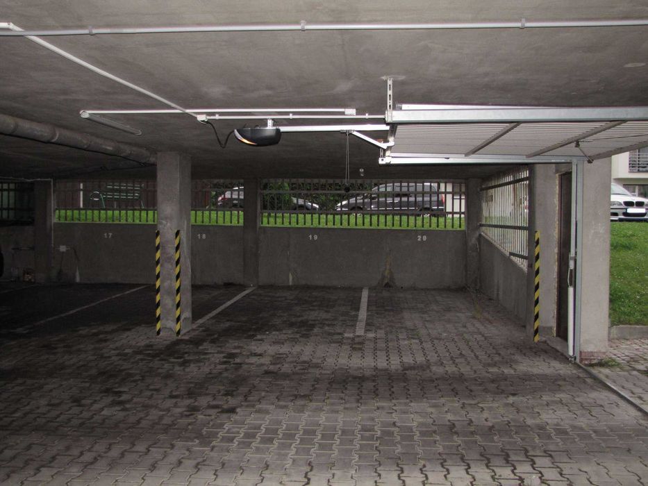 Wynajmę kawalerkę w spokojnej dzielnicy.