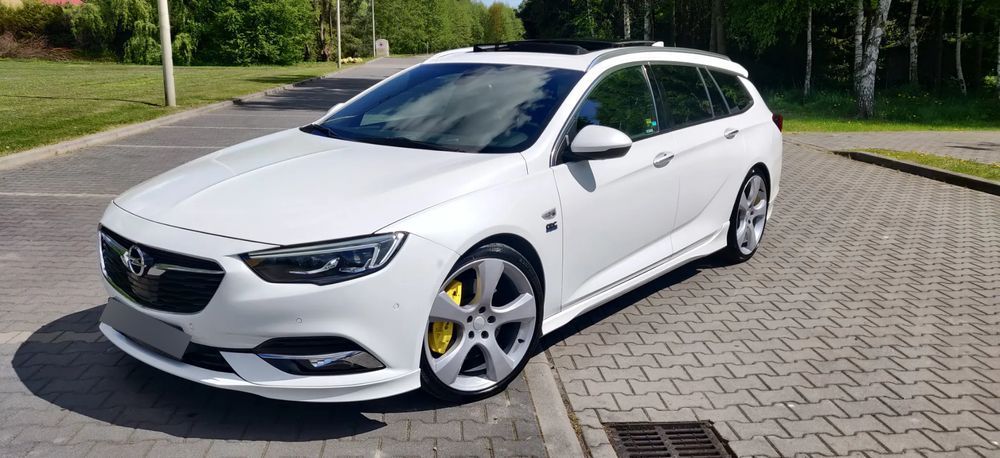 Opel Insignia OPC 4x4 bose 360” full opcja Prywatne stan idealny