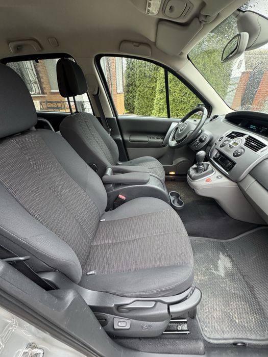 Renault Scenic 2 1.6 бензин
