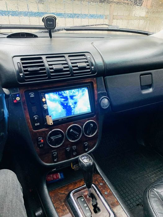 Mercedes-Benz W163 ML320