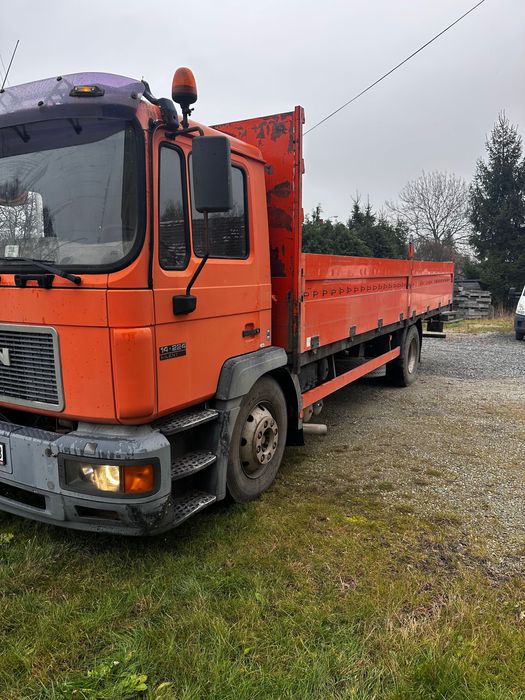 Man 14.284  skrzyniowy