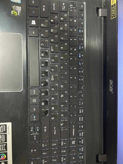 Acer Aspire F15 F5-573 i5-7200U / 16GB RAM / GTX950M 4GB / 512GB SSD