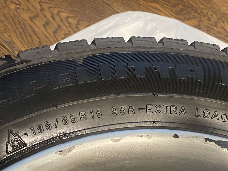 Шини зима NOKIAN 195/65R15 бездисків