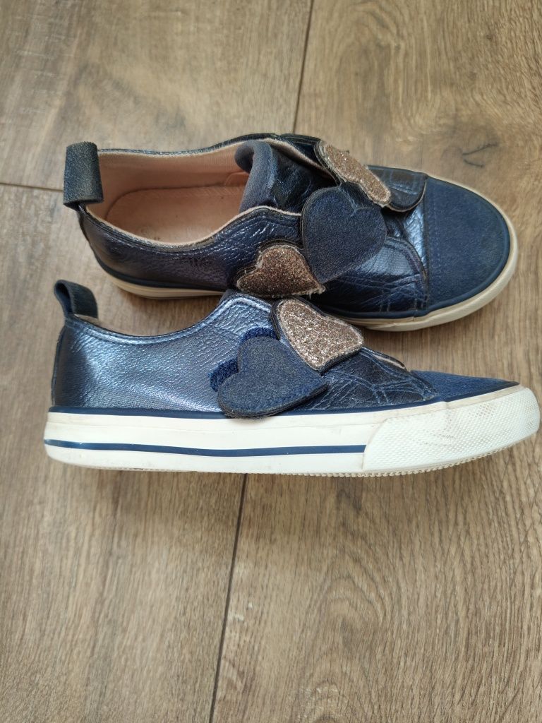 Trampki rozmiar 28