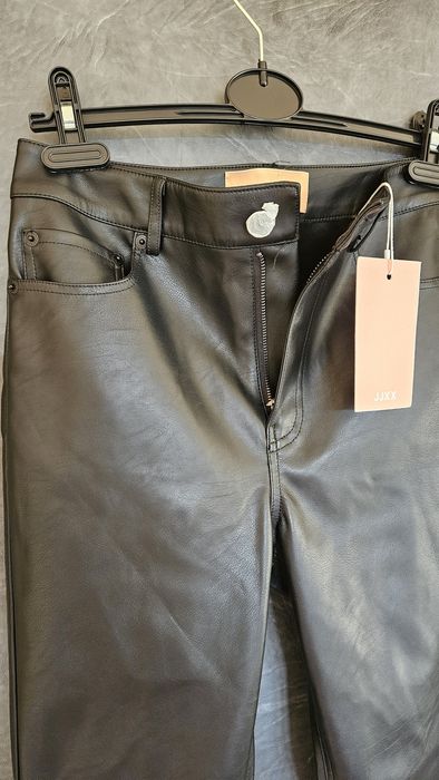 JJXX jx berlin slim spodnie damskie sztuczna skóra rozmiar (S). Nowe