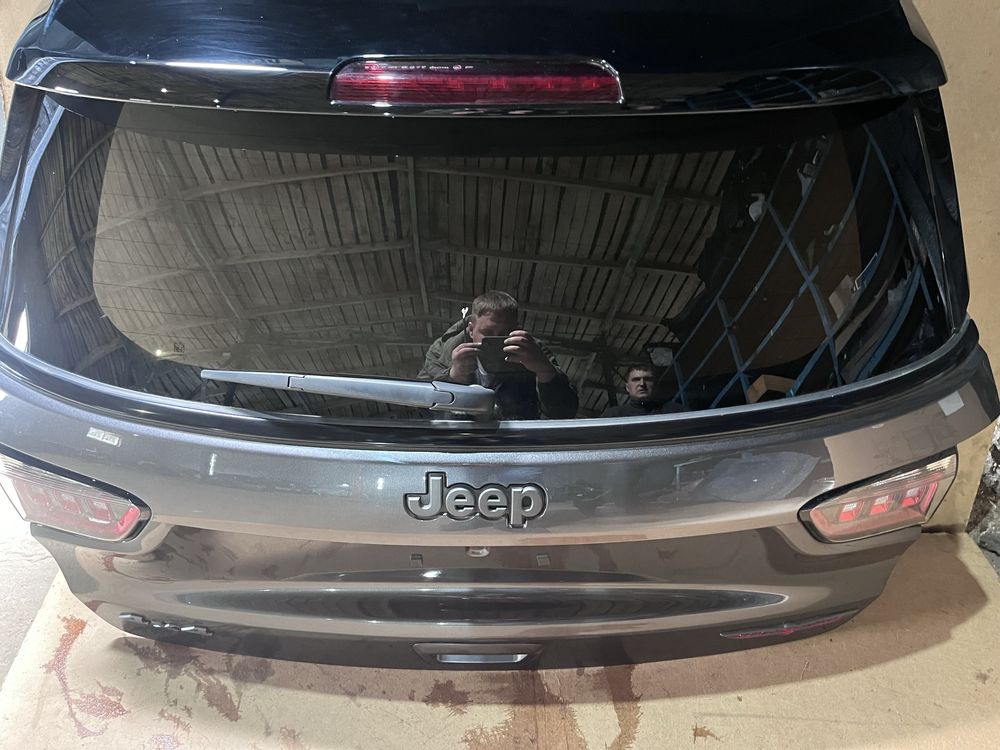 Ляда крышка багажника jeep compass 22р. 2018 2019 2020 2021 2022 2023