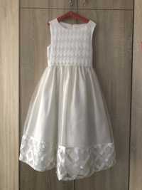 Біла святкова сукня