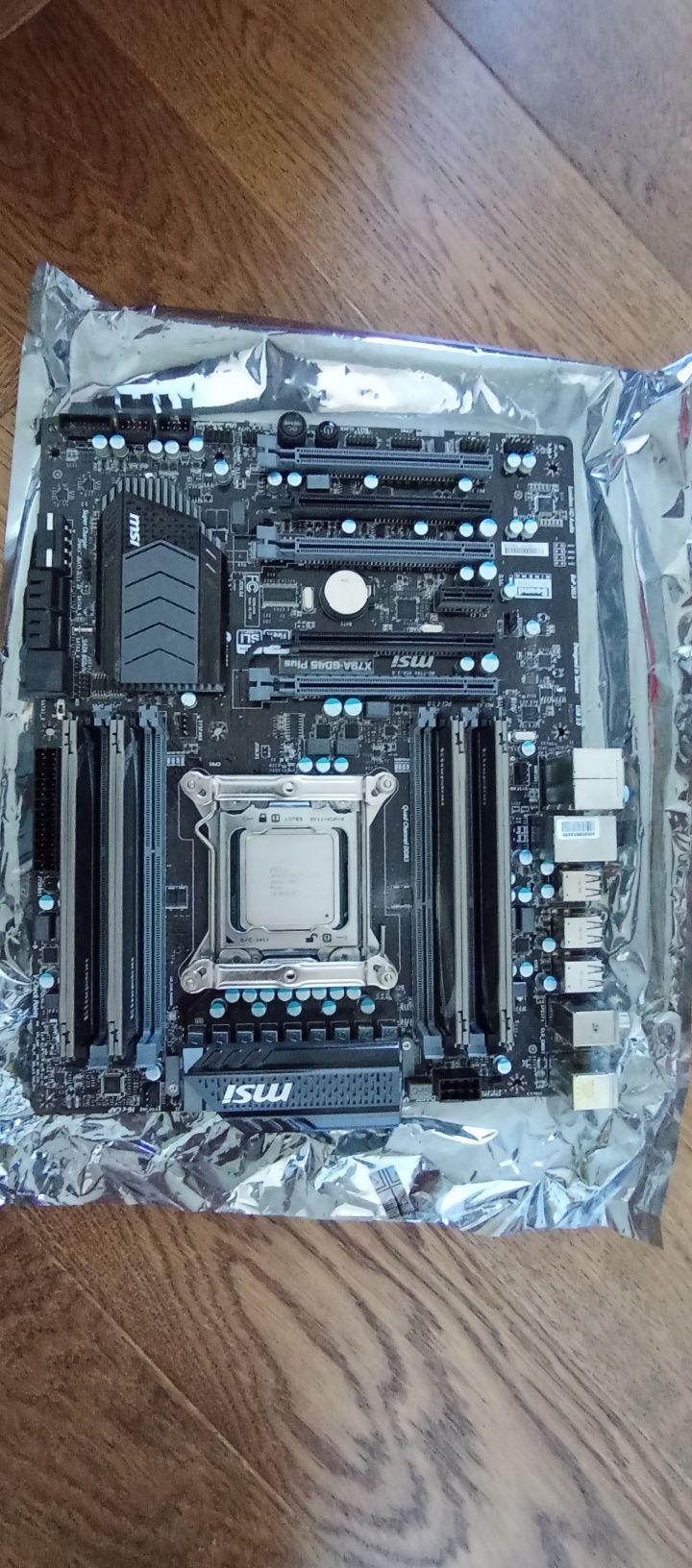Komplet: Płyta MSI, procesor INTEL, pamięć HYPERX